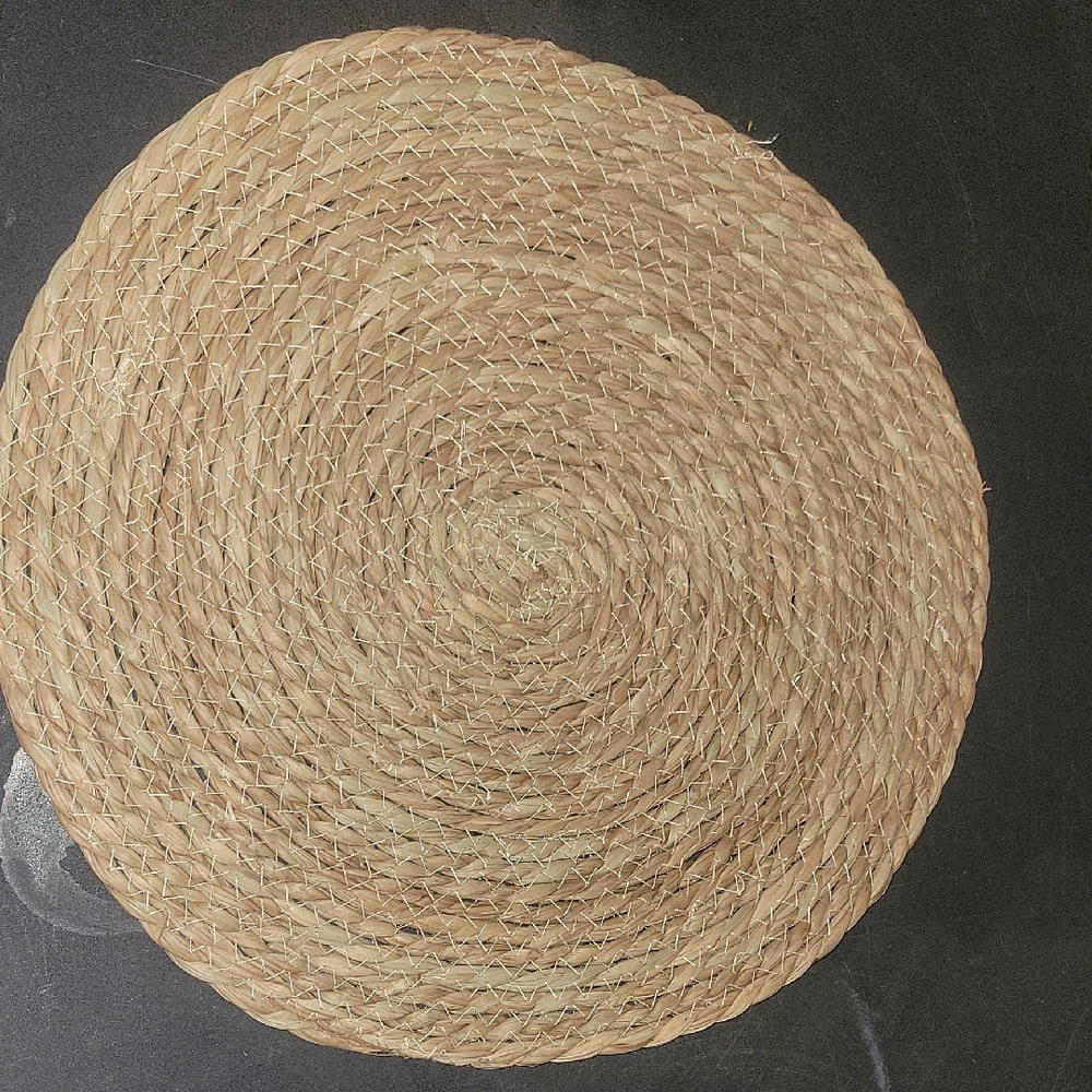 Round Woven Placemat